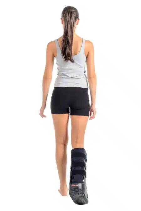 acumove high-rise walker moon boot