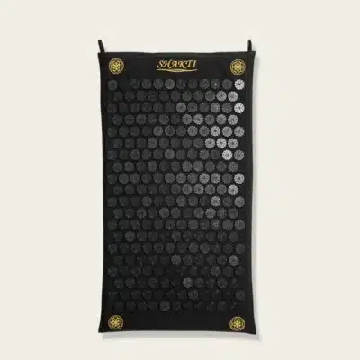 acupressure mat black front